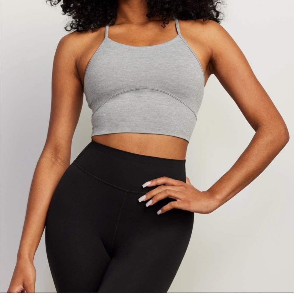 Stori Legend Crop Tank in Grey
